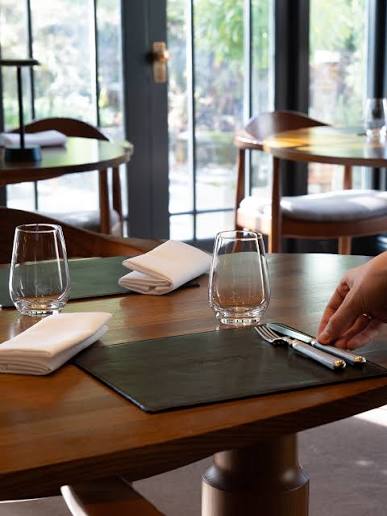 EMBER dining atmosphere